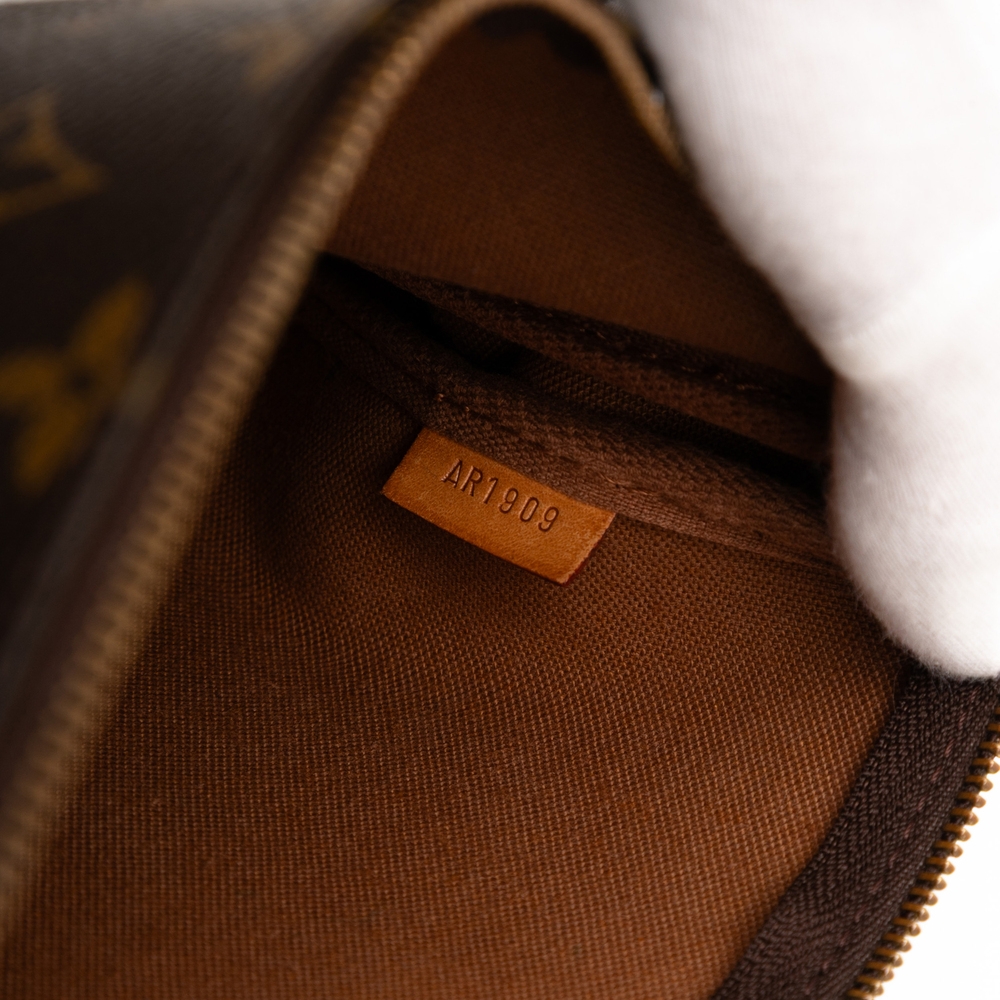Pre-Loved Louis Vuitton Monogram Pochette Accessoires - Picture 6 of 9